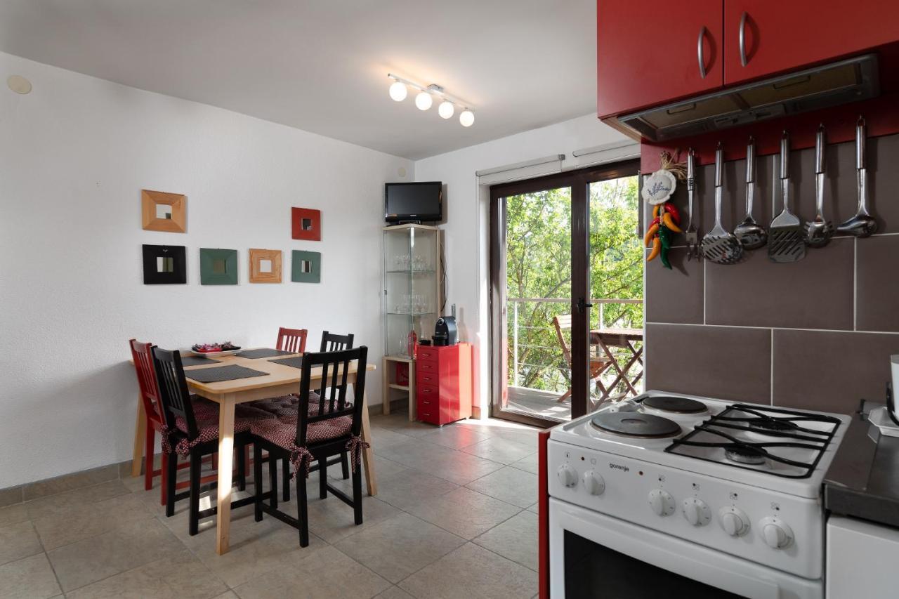 Apartments Livun Tuheljske Toplice Extérieur photo